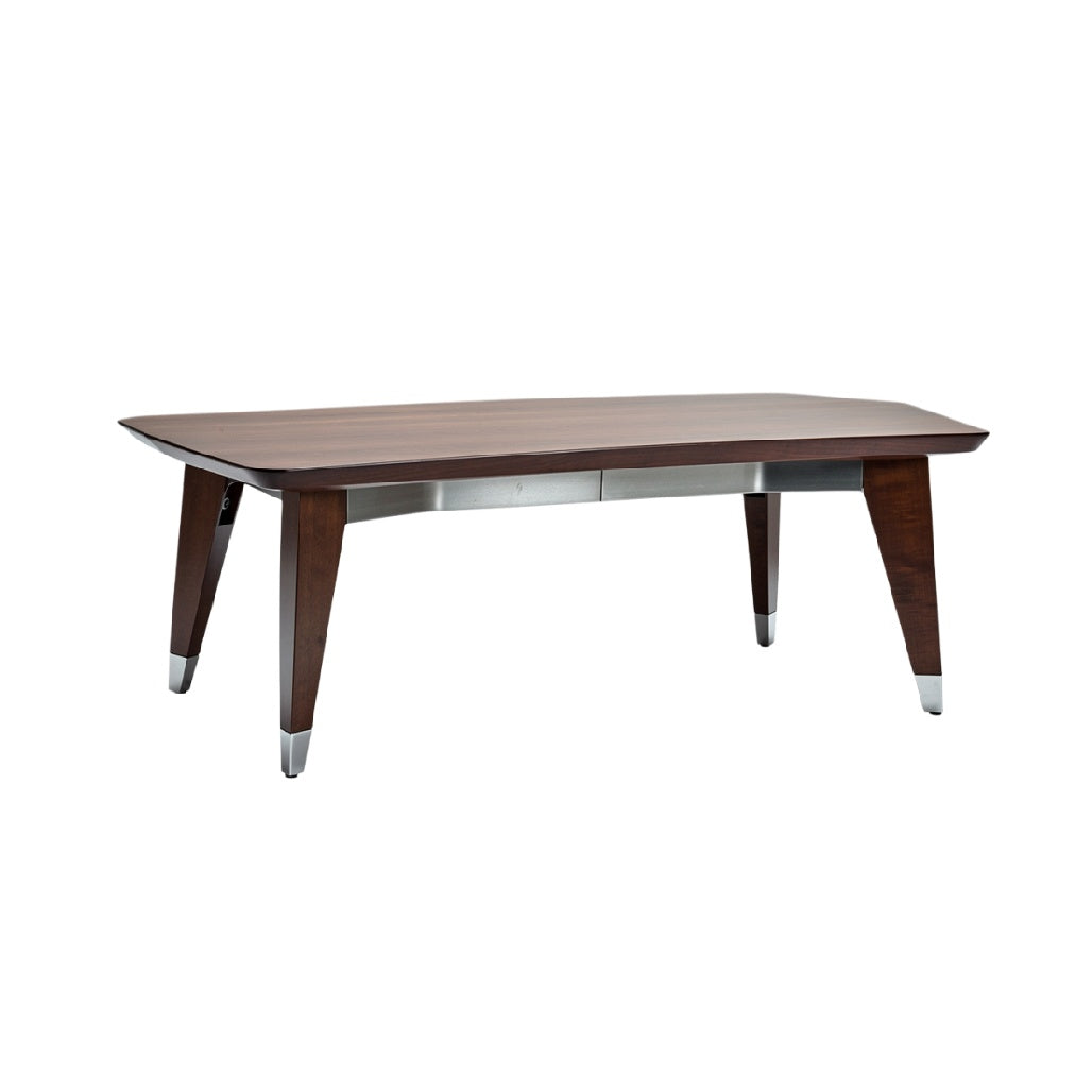 Modern houten eettafel met metalen accenten en strakke lijnen